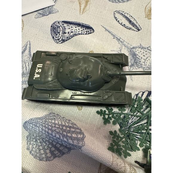 army men lot Tanks And Helicopter - Picture 13 of 13